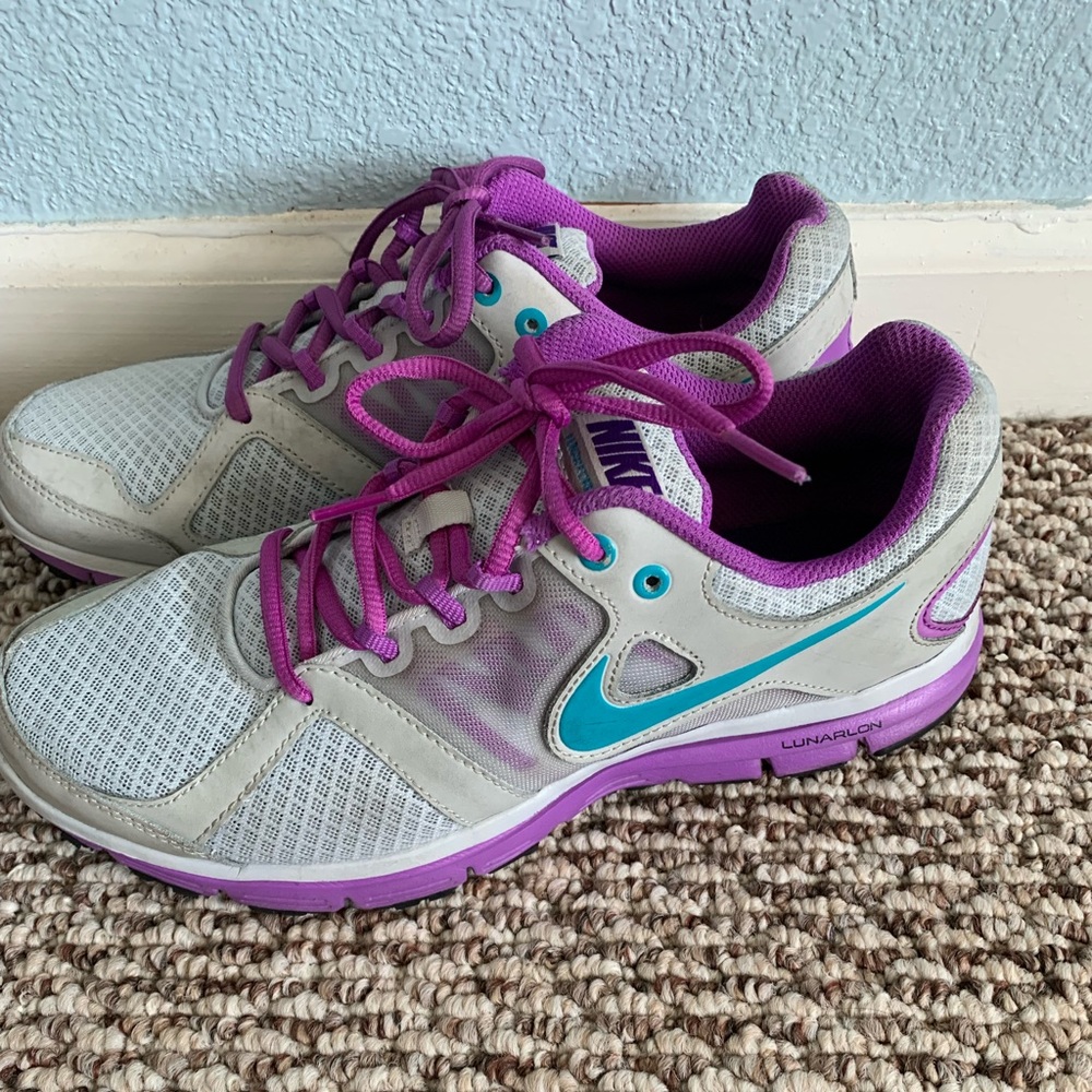 Nike Sneakers